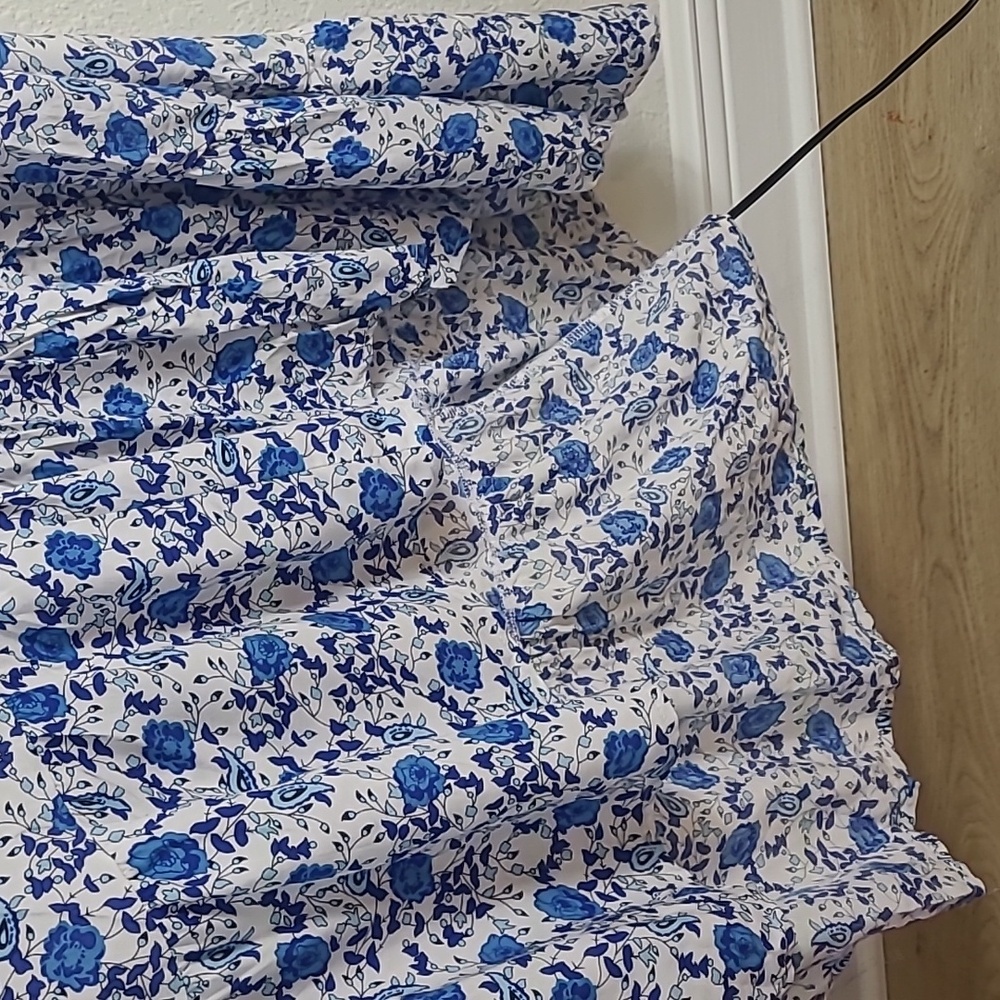Abel the Label Wild Bloom Tiered Flowy Boho Floral Maxi Blue Floral Size M - Picture 5 of 9
